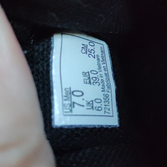 Vans "off the wall" men's size 7 Gray comfortable sneakers. - Picture 7 of 7